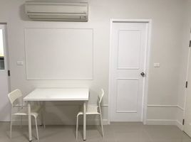 Studio Appartement zu vermieten im Condo One X Sathorn-Narathiwat, Chong Nonsi