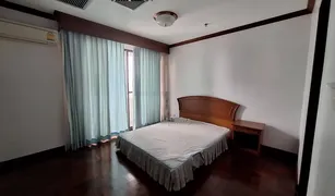 曼谷 Khlong Tan Le Raffine Sukhumvit 24 6 卧室 顶层公寓 售 