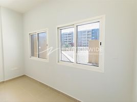 1 बेडरूम अपार्टमेंट for sale at Tower 17, Al Reef Downtown, अल रीफ