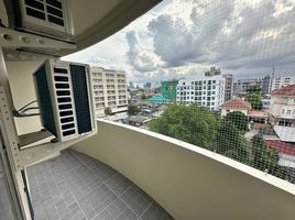 1 Bedroom Apartment for rent at Family Park, Sam Sen Nok, Huai Khwang