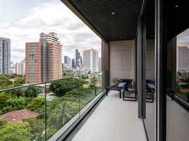 2 Bedroom Apartment for sale at Vittorio 39, Khlong Tan Nuea, Watthana, Bangkok