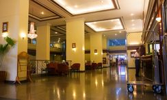 รูปถ่าย 2 of the Reception / Lobby Area at ออมนิ ทาวเวอร์ สุขุมวิท นานา