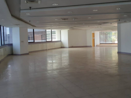 380 SqM Office for rent at Charn Issara Tower 1, Suriyawong