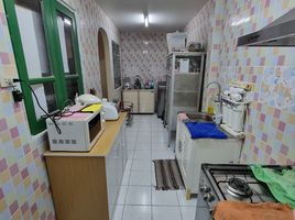 3 Bedroom Townhouse for sale at Banpisan Thakham 28, Samae Dam, Bang Khun Thian