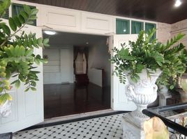 3 Bedroom House for rent in Thong Lo Boat Station, Bang Kapi, Khlong Tan Nuea