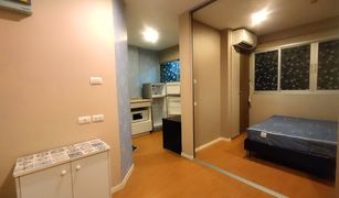 1 Schlafzimmer Wohnung zu verkaufen in Khlong Kum, Bangkok Lumpini Condo Town Nida - Serithai