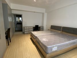 2 Schlafzimmer Appartement zu vermieten im Villa Bajaj, Khlong Toei Nuea, Watthana