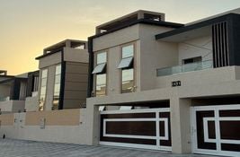 Property for sale in संयुक्त अरब अमीरात at 