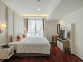 1 Bedroom Apartment for rent at GM Serviced Apartment, Khlong Toei