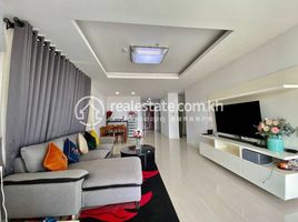 3 Bedroom Condo for sale at 3 bedrooms condo including Funituer, Olympic, Chamkar Mon
