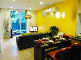 1 Schlafzimmer Wohnung zu verkaufen im Tree Condo Sukhumvit 42, Phra Khanong, Khlong Toei