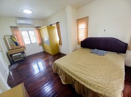 3 Schlafzimmer Haus zu vermieten im Baan Piyawararom 4, Sai Noi