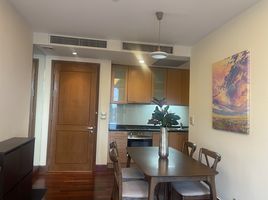 2 спален Кондо на продажу в Sky Villas Sathorn, Thung Wat Don