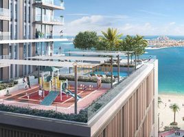 1 बेडरूम अपार्टमेंट for sale at Seapoint, EMAAR Beachfront