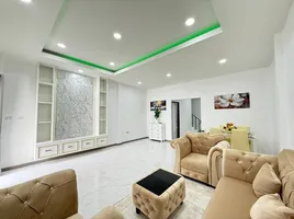 3 Bedroom Townhouse for rent in Pattaya Chon Buri, Bang Lamung, Pattaya