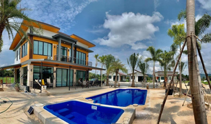 5 chambres Maison a vendre à Luang Nuea, Chiang Mai 