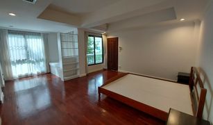 2 Bedrooms Apartment for sale in Khlong Tan Nuea, Bangkok P.R. Home 1 & 2