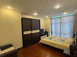 3 Bedroom Apartment for rent at Grand Langsuan, Lumphini