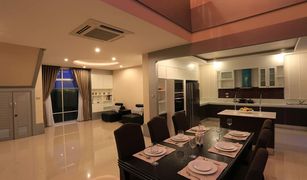 4 chambres Villa a vendre à Na Kluea, Pattaya Nagasiri