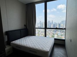 2 Bedroom Apartment for sale at The Esse Sukhumvit 36, Phra Khanong