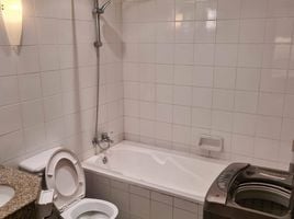 2 Bedroom Apartment for rent at Witthayu Complex, Makkasan