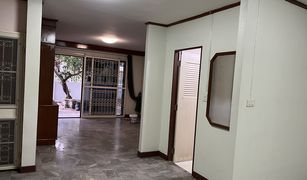 4 Bedrooms House for sale in Thung Khru, Bangkok 