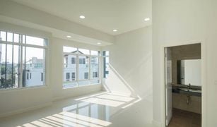 2 Bedrooms Townhouse for sale in Sam Sen Nok, Bangkok Ratchadakarn