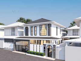 4 Bedroom Villa for sale at Phanason Private Home (Kathu), Kathu