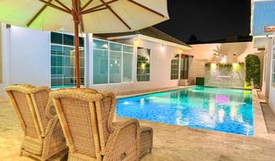 11 Bedrooms Villa for sale in Na Chom Thian, Pattaya 