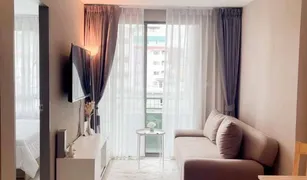 Кондо, 1 спальня на продажу в Din Daeng, Бангкок Metro Luxe Ratchada