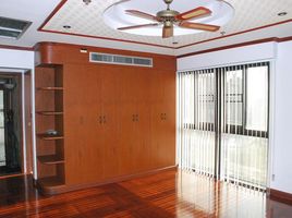 4 Bedroom Condo for rent at Kiarti Thanee City Mansion, Khlong Toei Nuea