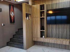 6 Schlafzimmer Villa zu verkaufen in Pattaya, Chon Buri, Pong