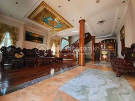 9 Bedroom Villa for rent in BELTEI International School (Campus 4, Phsar Doeum Thkov), Phsar Daeum Thkov, Tuol Tumpung Ti Pir