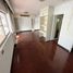 4 Bedroom Townhouse for rent in Suan Plern Market, Khlong Tan, 