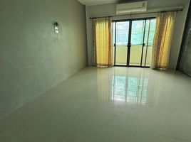 2 Bedroom Townhouse for sale in Mueang Pattani, Pattani, Ru Samilae, Mueang Pattani