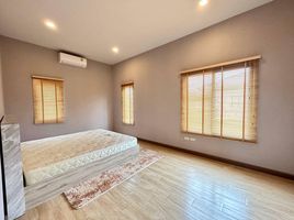 3 Bedroom House for rent at Grand Britania Wongwaen - Ramintra, Sam Wa Tawan Tok
