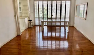 3 Schlafzimmern Appartement zu verkaufen in Thung Mahamek, Bangkok Krisna Residence