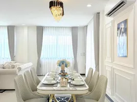 3 Bedroom Villa for sale at Rawiporn Village 2, Nong Prue