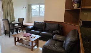 芭提雅 农保诚 The Whitehouse Condotel 1 卧室 公寓 售 