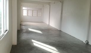 N/A Office for sale in Bang Phongphang, Bangkok 