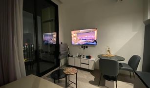 1 Bedroom Condo for sale in Bang Lamphu Lang, Bangkok Chapter Charoennakorn-Riverside