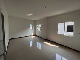 4 Bedroom Townhouse for sale at Suetrong Cozy Townhome, Lahan, Bang Bua Thong, Nonthaburi