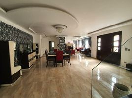 4 Schlafzimmer Wohnung zu verkaufen im Green Residence 2, 8th District, Sheikh Zayed City