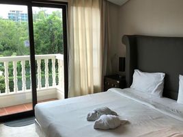 Studio Condo for sale at Venetian Signature Condo Resort Pattaya, Nong Prue, Pattaya