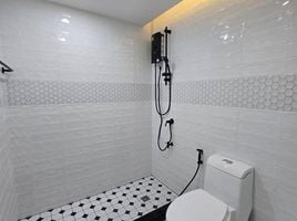 1 Bedroom Condo for sale at Studio One Zone Condo, Phlapphla, Wang Thong Lang, Bangkok