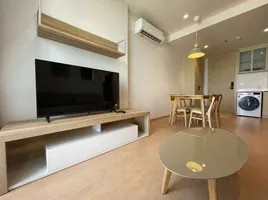 2 Schlafzimmer Wohnung zu vermieten im Maru Ekkamai 2, Khlong Tan Nuea