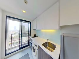 Studio Apartment for rent at Urbano Absolute Sathon-Taksin, Khlong Ton Sai