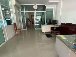 3 Bedroom Shophouse for sale in Mueang Chon Buri, Chon Buri, Mueang Chon Buri