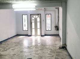 3 Schlafzimmer Shophaus zu vermieten in Chon Buri, Surasak, Si Racha, Chon Buri
