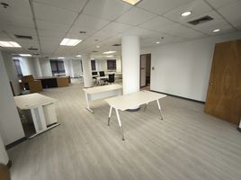 285 平米 Office for rent at Modern Town, Khlong Tan Nuea